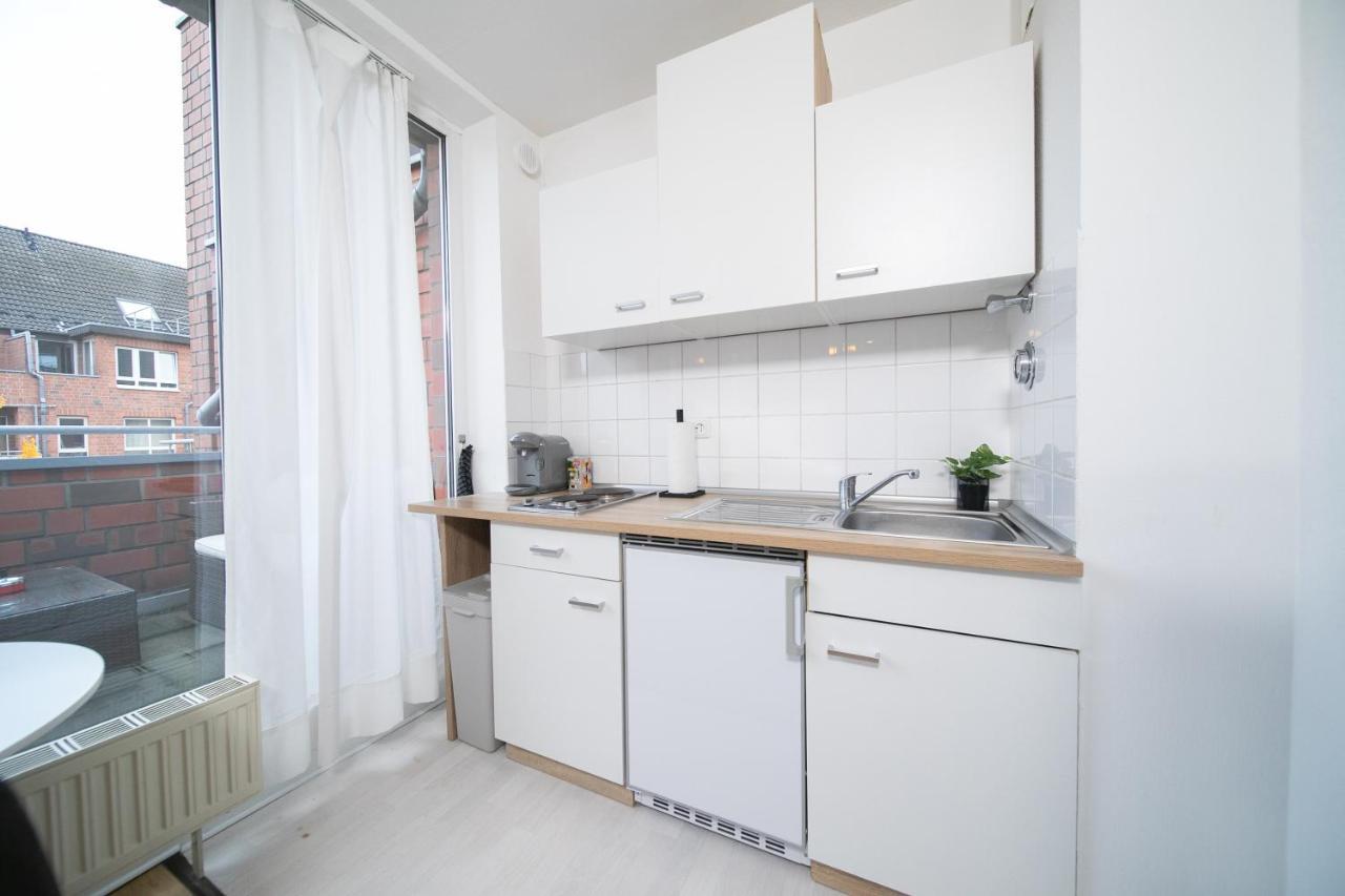 Studio Shiny - Zentral mit Balkon - Messe - Küche Neuss Exterior foto